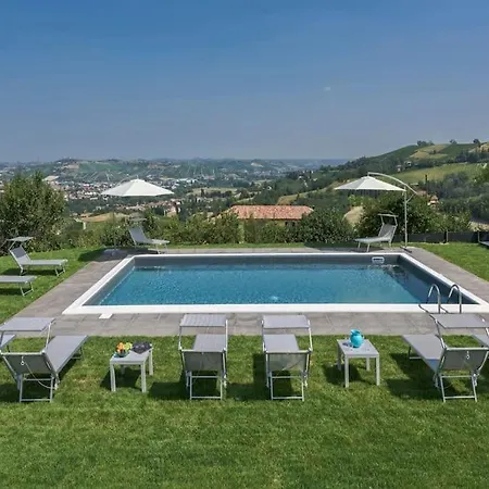 Zeta / Design With Private Pool Villa Canelli