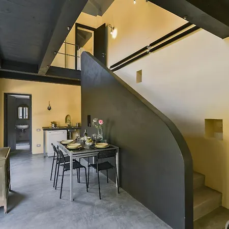 Villa Zeta / Design With Private Pool